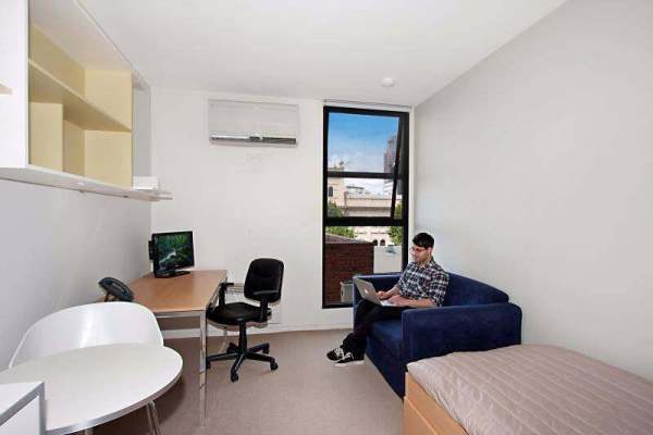昆士兰大学校内住宿价格：了解学生寝室费用如何影响校园生活